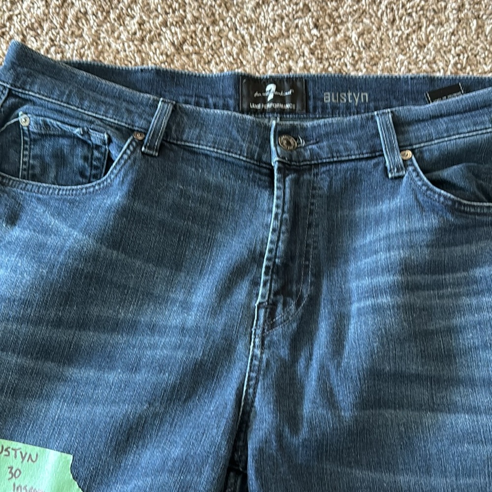 Austyn Jeans - Picture 4 of 4